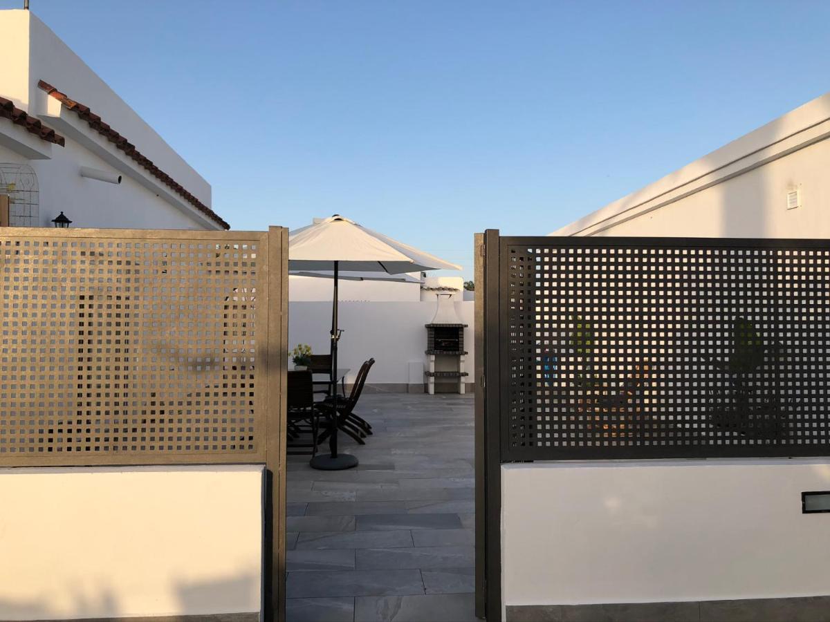 Villas Santa Ana コニル・デ・ラ・フロンテラ エクステリア 写真