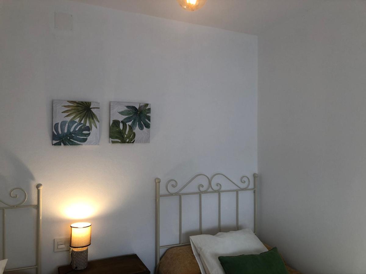 Villas Santa Ana コニル・デ・ラ・フロンテラ エクステリア 写真